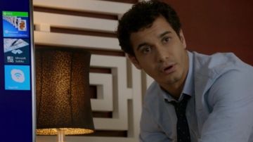 Shirt Walter O'brien (Elyes Gabel) in Scorpio