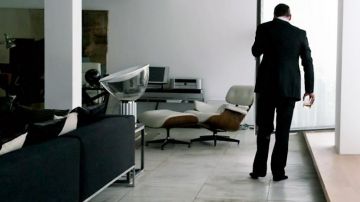 The lamp FLOS view in Cartel