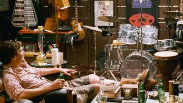 The bottle Heinekin in Sydney Fife (Jason Segel) in I Love You Man