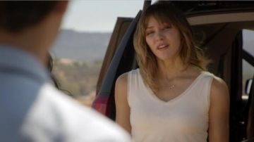 Le haut de Paige Di­neen ( Ka­tha­rine Mc­Phee ) dans Scor­pion