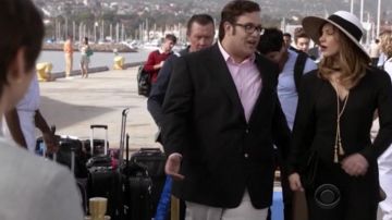 the suit jacket of Sylvester Dodd (Ari Stidham) in Scorpio
