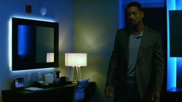 The lamps Pablo in Nicky (Will Smith) in Diversion