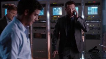 the costume of Toby Curtis ( Eddie Kaye Thomas ) in Scorpio