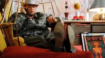 La lampe fusée de Raji (Vince Vaughn) dans Be Cool