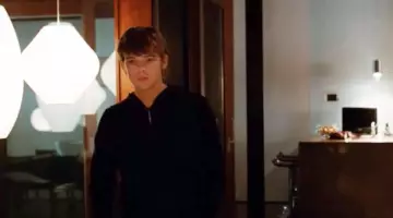 The luminaire Nelson saw in Chloe