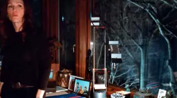 The lamp Artemide home, Catherine (Julianne Moore) in Chloe