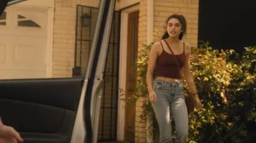 Brandy Melville Mirabelle Débardeur court porté par Ariana (Paulina Chávez) comme on le voit dans Landman (S01E09)
