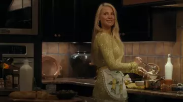 Stella McCartney Mini Vestido Adornado con Cristales usado por Angela Norris (Ali Larter) como se ve en Landman (S01E10)