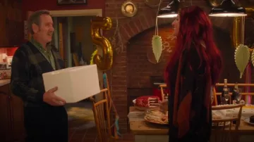 Cárdigan de lana Cos Argyle usado por Eva Garvey (Sharon Horgan) como se ve en Bad Sisters (T02E05)