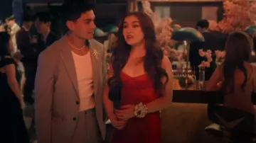 Robe Anna October Waterlily Lux portée par Kitty (Anna Cathcart) comme on le voit dans XO, Kitty (S02E07)