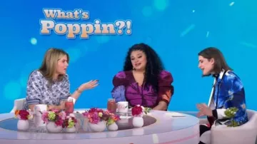 Alice + Olivia Denny Large Format Floral Blazer in Le Parisen worn by Daryn Carp as seen in Today with Hoda & Jenna on January 16, 2025