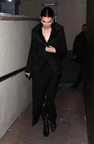 Gucci by Tom Ford 1996 Fall Runway Fur Trim Jacket worn by Kendall Jenner in Aspen on January 18, 2025