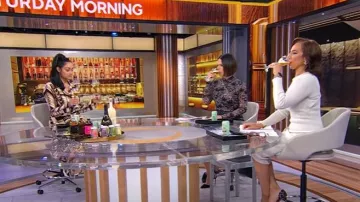 Zara Long Printed Shirt worn by Shanelle Kaul as seen in CBS Mornings on January 19, 2025