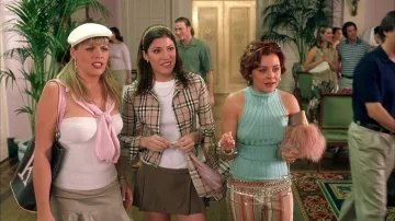 Camiseta sin mangas Nicetage Fruit Green Slim Fit de cuello alto usada por Tori (Jessica Cauffiel) en White Chicks