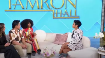 Wrangler Wilson Rodeo Ben Stripe Bell Bottoms usados por Rinny Perkins como se ve en Tamron Hall Show el 16 de enero de 2025