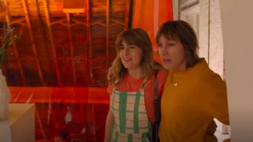 Traje de una pieza estampado de Roxy Sweet Note para mujer usado por Olympia 'Oly' Chalmers-Davis (Nathalie Morris) como se ve en Bump (S05E09)