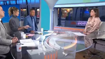 L’Agence Livvy Pantalon à jambe droite porté par Chloe Melas comme on le voit dans Today le 22 janvier 2025