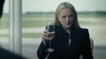 L'Agence Chamberlain Blazer worn by Imogen Salter (Elisabeth Moss) as seen in The Veil (S01E01)