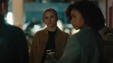 Dandy Del Mar La chaqueta de cuero Sicilia usada por Nina Chase (Shantel VanSanten) como se ve en FBI: Most Wanted (T06E07)