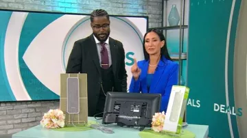 L'Agence Chamberlain Blazer worn by Elizabeth Werner as seen in CBS Mornings on January 24, 2025