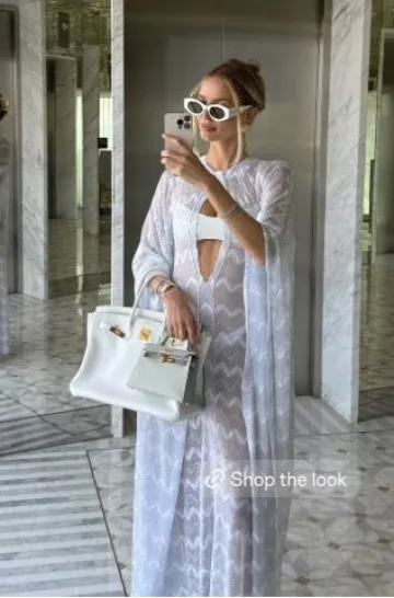 Missoni Zig Zag Beach Cover-Up worn by Leonie Hanne on her Instagram Story on January 20, 2025