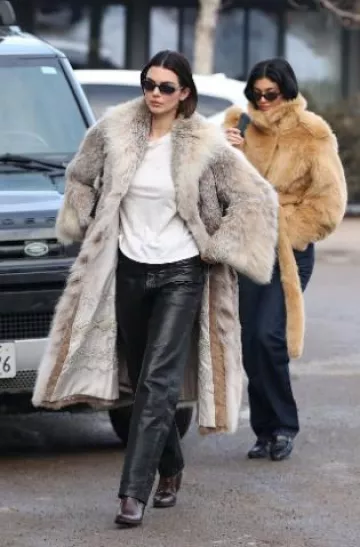 Materiel Crocodile-Embossed Leather Wide Pants worn by Kendall Jenner in Aspen on January 20, 2025