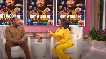 Reiss Demari Twin Pocket Overshirt worn by Roy Wood Jr. as seen in Sherri on January 23, 2025