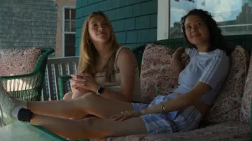 Pantalones cortos Adidas Originals Adibreak en lila usados por Alex (Francesca Noel) como se ve en Goosebumps (T02E08)