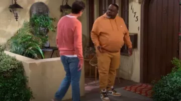 Nike Jordan Air Jordan 1 Retro High OG In Yellow Ochre worn by Calvin Butler (Cedric the Entertainer) as seen in The Neighborhood (S07E09)