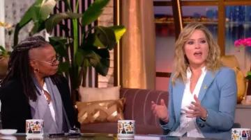 Chaqueta Veronica Beard Hosanna Dickey usada por Sara Haines como se ve en The View el 27 de enero de 2025