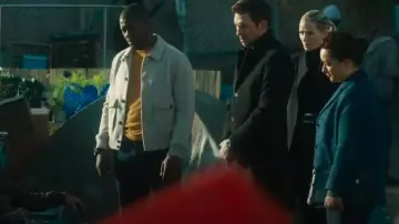 Veste à chevrons en laine mélangée Reiss Bak portée par le FBI SA Ray Cannon (Edwin Hodge) comme on le voit dans FBI : Most Wanted (S06E09)