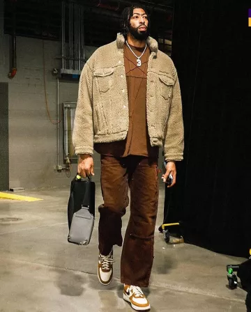 Nike Air Force 1 Low British Tan usadas por Anthony Davis en la cuenta de Instagram @lakers