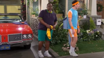 Nike Club Men's Woven Flow Shorts worn by Calvin Butler (Cedric the Entertainer) as seen in The Neighborhood (S07E10)