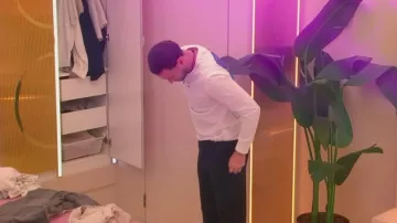 Off-White Blue Marker Double Sleeve Tee White Blue worn by Ronnie Vint as seen in Love Island: All Stars (S02E09)