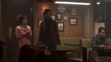 Babaton The New Stedman Coat in Rich Camel worn by Lana Lang Cushing (Emmanuelle Chriqui) as seen in Superman & Lois (S04E02)