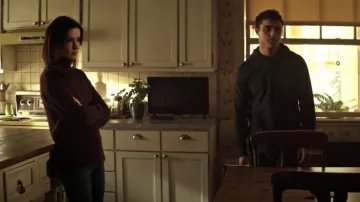 Vince Wool and Cashmere-Blend Turtleneck Sweater worn by Lois Lane (Bitsie Tulloch) as seen in Superman & Lois (S04E03)