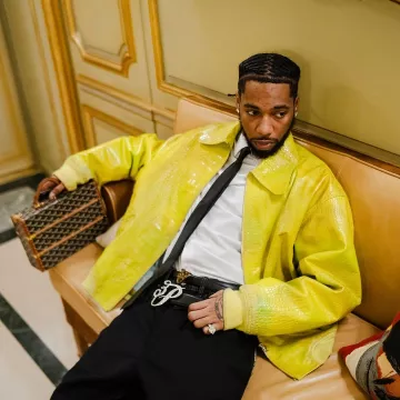 3. Blouson en cuir croco jaune citron Paradis porté par Key Glock sur le compte Instagram @keyglock