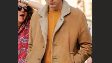 Bob Dylan's (Timothée Chalamet) sheepskin and leather jacket in A Perfect Stranger