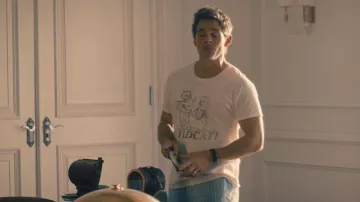 Wildcat Shirt of the President of Cal Bradford (James Marsden) in Paradise (S01E05)