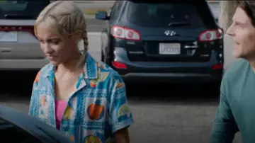 BDG Del Rey Souvenir Button-Down Top usado por Ava (Amirah J) como se ve en High Potential (S01E13)