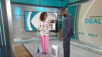 Cinq a Sept Cheyenne Amour Scrunched Crepe Blazer worn by Gabrielle Kerr as seen in CBS Mornings on February 11, 2025
