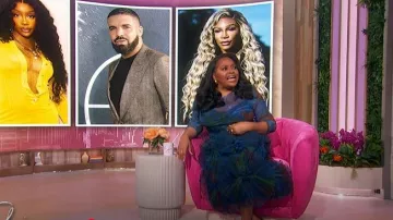 Christie Brown Petunia Multi worn by Sherri Shepherd as seen in Sherri on February 11, 2025