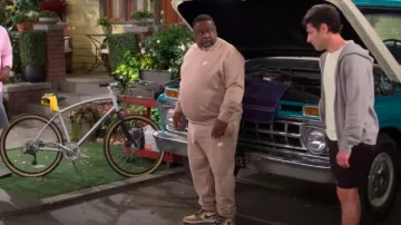 Nike Sportswear Club Fleece Joggers worn by Calvin Butler (Cedric the Entertainer) as seen in The Neighborhood (S07E11)