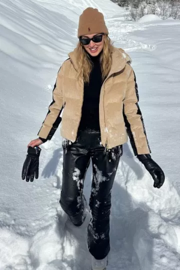 Polo Ralph Lauren Gorro de cachemira usado por Chiara Ferragni en su publicación de Instagram el 26 de enero de 2025