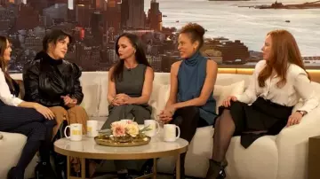 Nocturne High Waist Striped Pants worn by Christina Ricci as seen in The Drew Barrymore Show on February 11, 2025