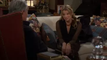 Rails Berlin Skirt in Cypress worn by Summer Newman(Allison Lanier) as seen in The Young and the Restless on February 10, 2025