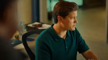 Theory Polo Shirt in Slub Cotton worn by Jesse Mills (Justin Kelly) as seen in Hudson & Rex (S07E04)