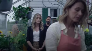 Veronica Beard Sid Sleeveless Pullover worn by Rebecca Henderson (Melissa Roxburgh) as seen in The Hunting Party (S01E01)