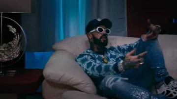 Celine White Oval 'Triomphe 01' Sunglasses (CL40194U) worn by Anuel AA in Luar La L x Anuel AA - BADDIE (Official Video)