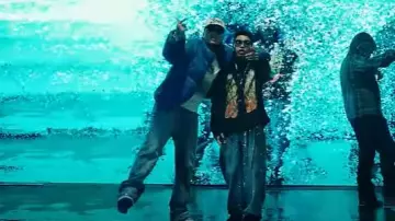 Nike Air Force 1 Low x Louis Vuitton 'Royal' usadas por Blessd en ULTRA COMPLICADO REMIX (VIDEO OFICIAL) | BLESSD ❌ KENNY DIE ❌ KRIS R FEAT SEBAS